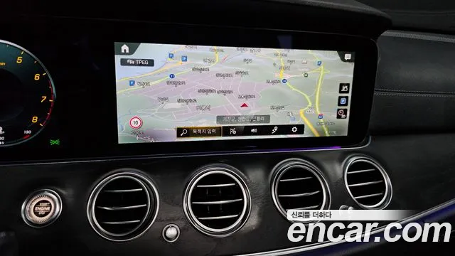 Mercedes-Benz E-Class W213 — Фото автомобиля 22