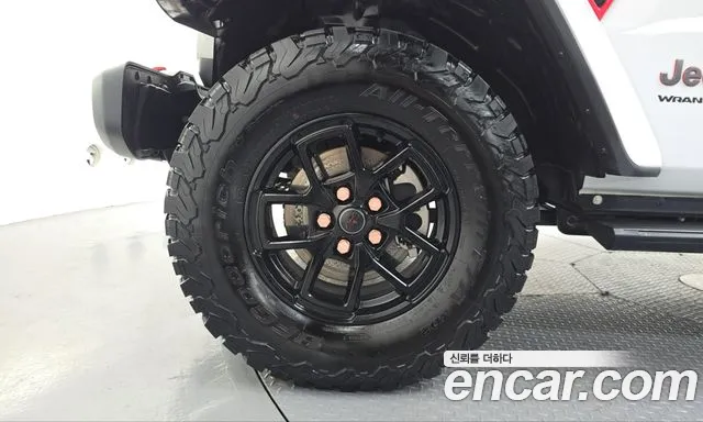 Jeep Wrangler — Фото автомобиля 5