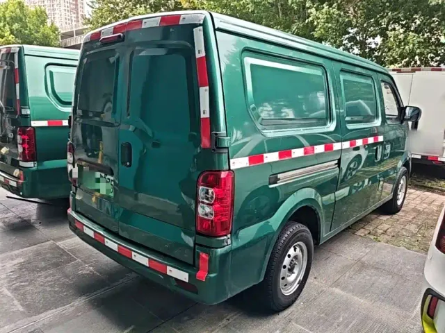 Changan Star 9 EV — Фото автомобиля 6
