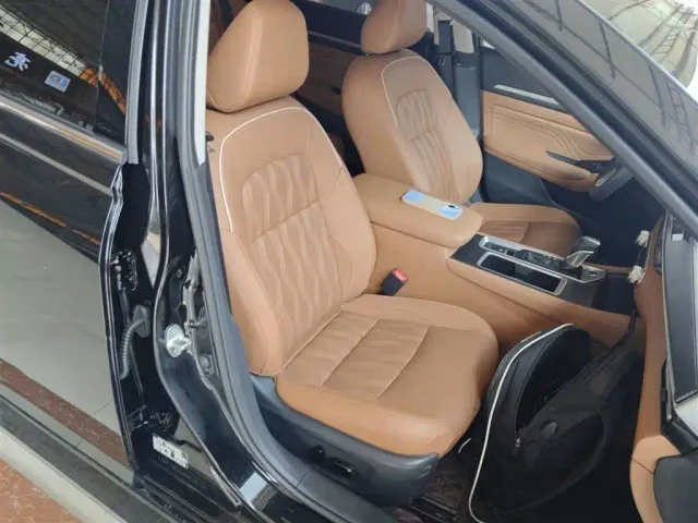 Nissan Teana — Фото автомобиля 24