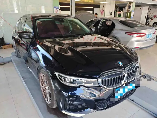 BMW 3 Series — Фото автомобиля 2