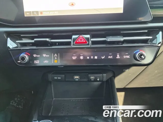 Kia Niro New — Фото автомобиля 12