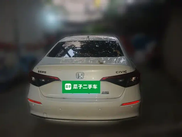 Honda Civic — Фото автомобиля 3