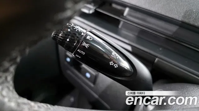 Hyundai Staria Staria 4WD Tourer 11 мест — Фото автомобиля 16
