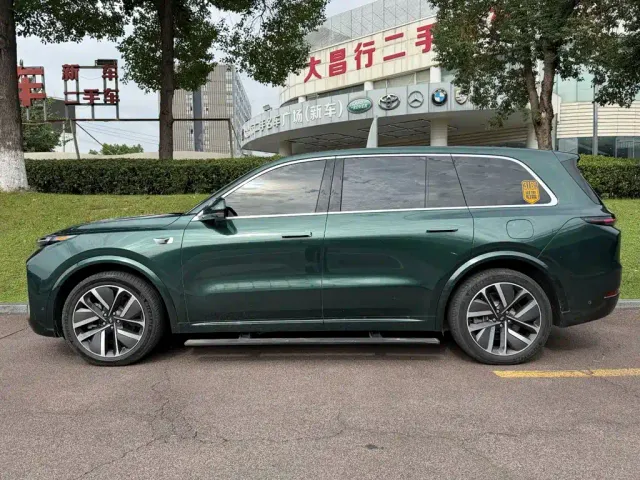 Li Auto L9 — Фото автомобиля 3
