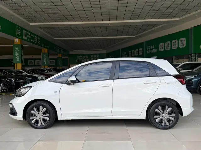 Honda Fit — Фото автомобиля 16