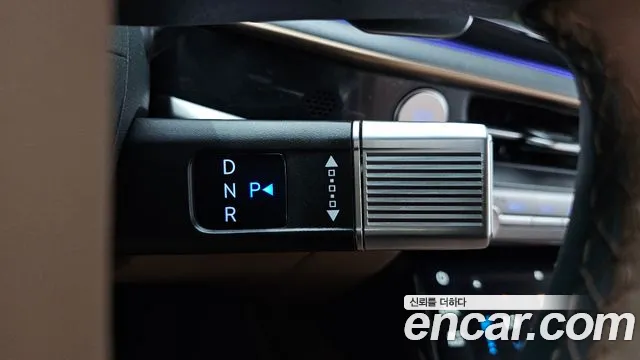 Hyundai Grandeur Grandeur (GN7) 3.5 Бензин 2WD — Фото автомобиля 9