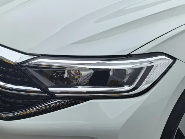 Volkswagen Sagitar — Фото автомобиля 7