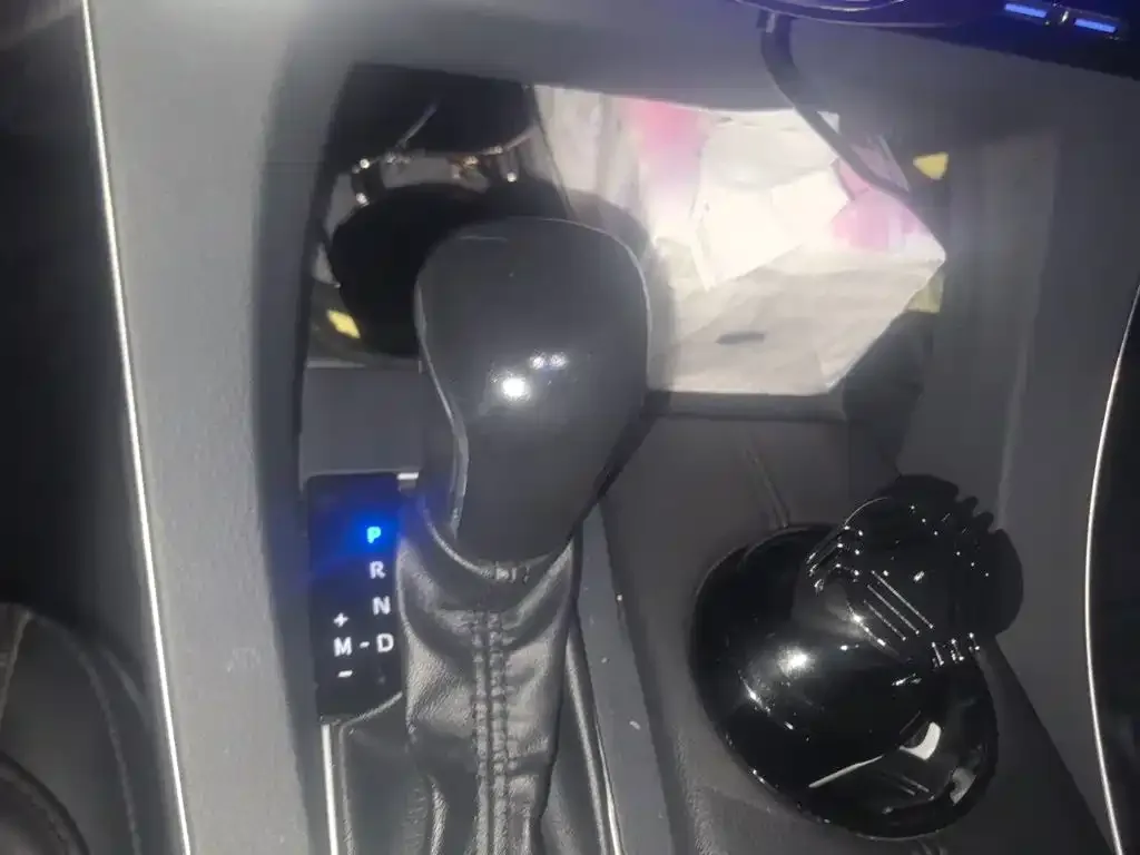 Toyota Avalon 2019 2.0L XLE Premium Edition (China VI) — Фото автомобиля 10