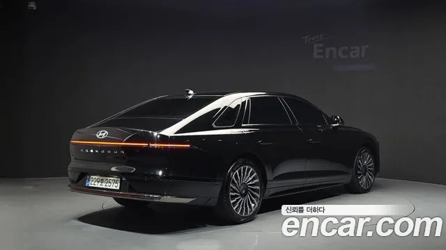 Hyundai Grandeur GN7 — Фото автомобиля 2