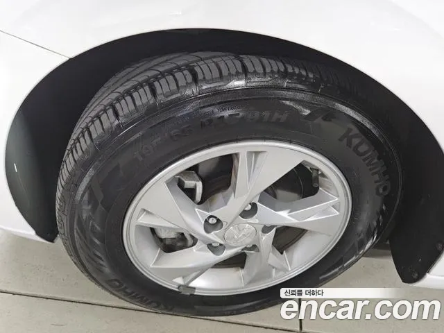 Hyundai Avante — Фото автомобиля 20