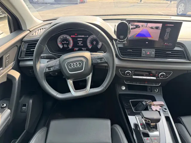 Audi Q5L — Фото автомобиля 12