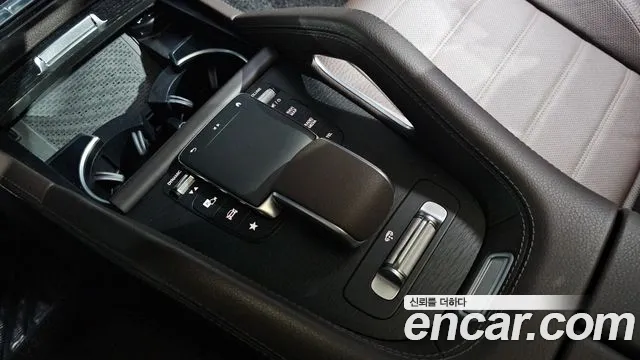 Mercedes-Benz GLE-Class — Фото автомобиля 14