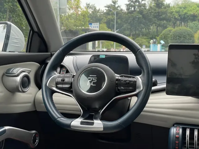 BYD Yuan PLUS 2022 430KM Premium — Фото автомобиля 17