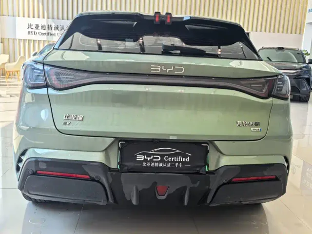 BYD Seal 06 GT — Фото автомобиля 10