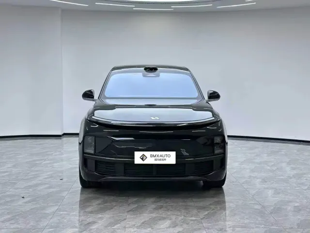 Li Auto L9 — Фото автомобиля 3