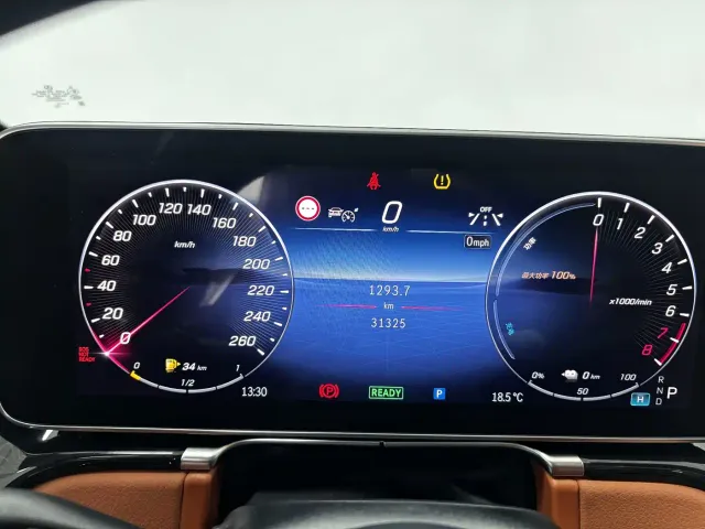 Mercedes-Benz S-Class — Фото автомобиля 14