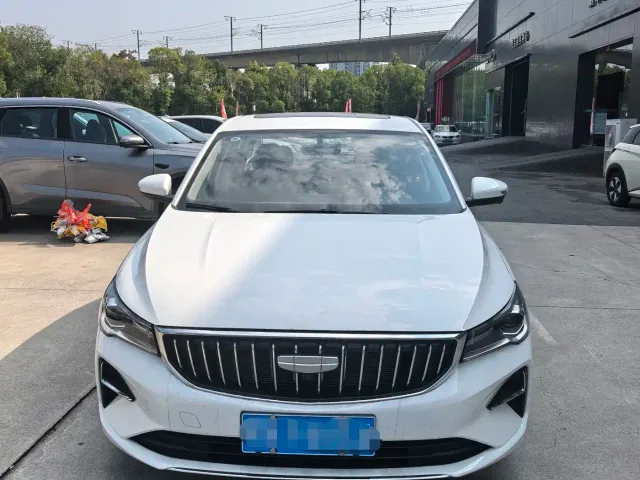 Geely Emgrand — Фото автомобиля 2