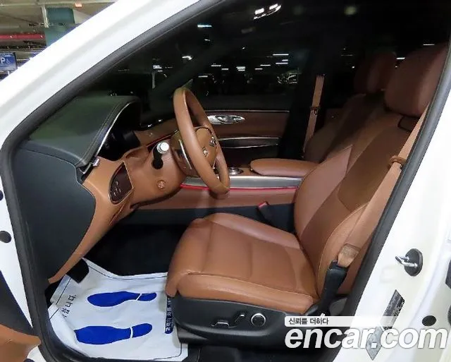 Genesis GV70 — Фото автомобиля 11