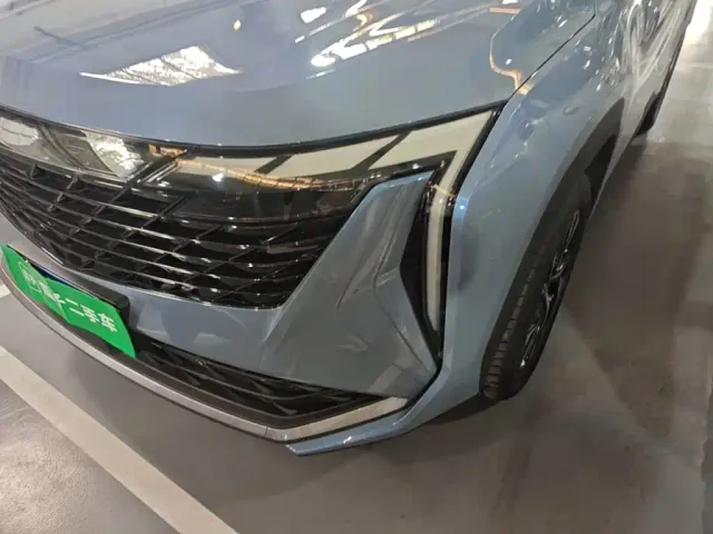 Geely Boyue L — Фото автомобиля 23