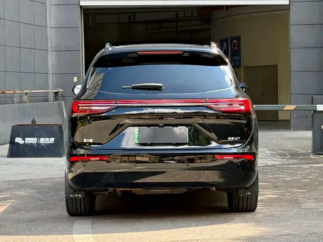 Aito M7 — Фото автомобиля 5
