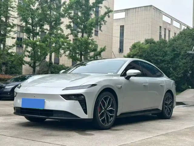 Фотография автомобиля — Dongfeng eπ 007