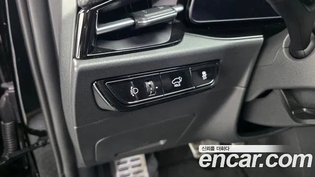 Kia Niro New — Фото автомобиля 23