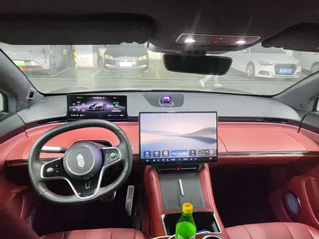 Zhijie Luxeed R7 2026 All-electric UItra — Фото автомобиля 7