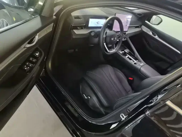 Geely Xingrui — Фото автомобиля 15