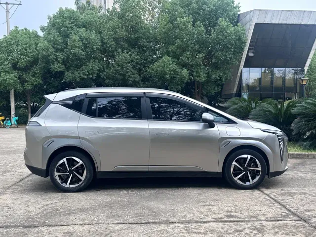 GAC Aion Y — Фото автомобиля 18