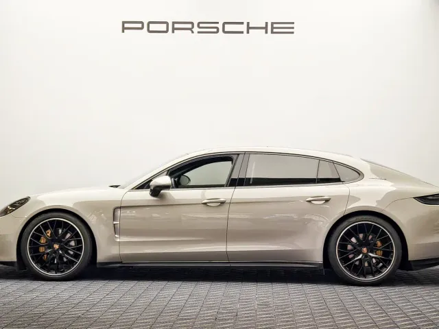 Porsche Panamera — Фото автомобиля 5