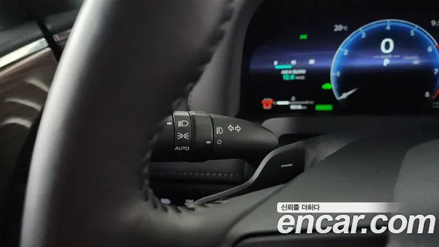 Toyota Alphard — Фото автомобиля 19