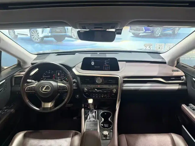 Lexus RX — Фото автомобиля 4