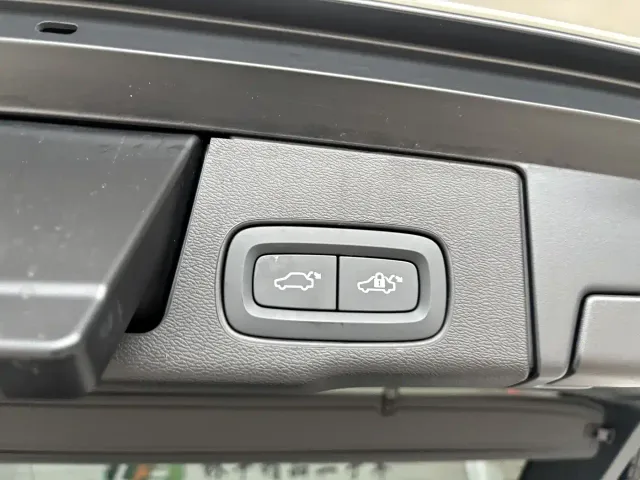 Volvo XC60 — Фото автомобиля 27