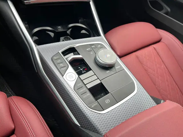 BMW 3 Series — Фото автомобиля 11