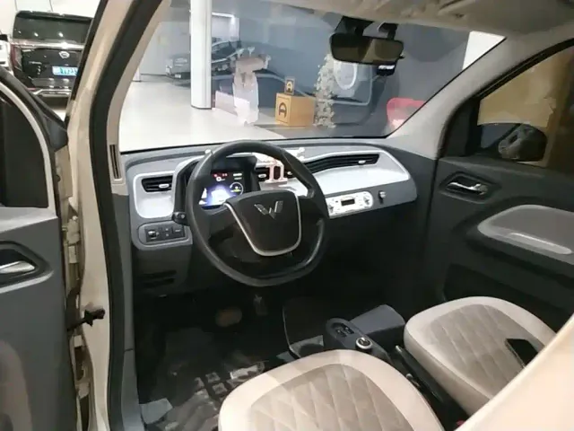 Wuling Hongguang Mini EV — Фото автомобиля 9