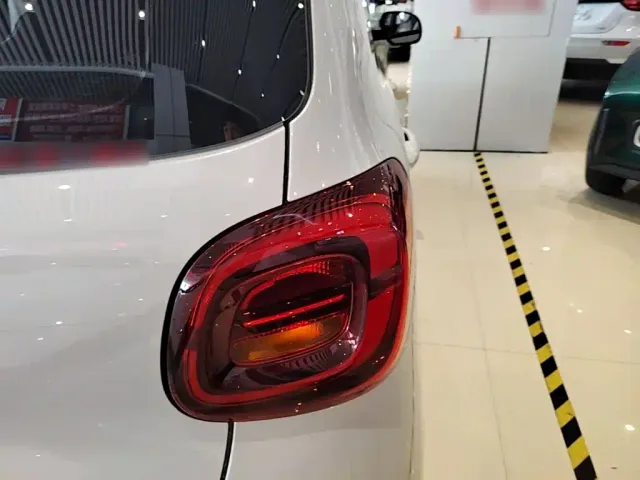 Wuling Hongguang Mini EV — Фото автомобиля 7