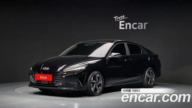 Фотография автомобиля — Hyundai Avante CN7