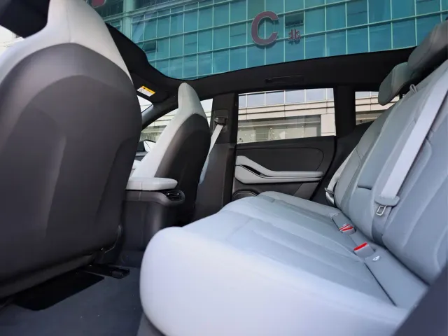 Nio ET5 Touring — Фото автомобиля 14