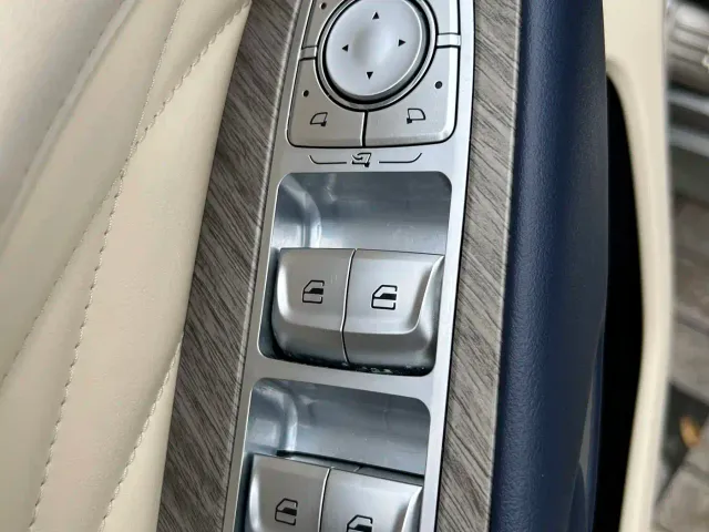 Tank Tank 500 2023 3.0T Sport Edition (5-seater) — Фото автомобиля 15