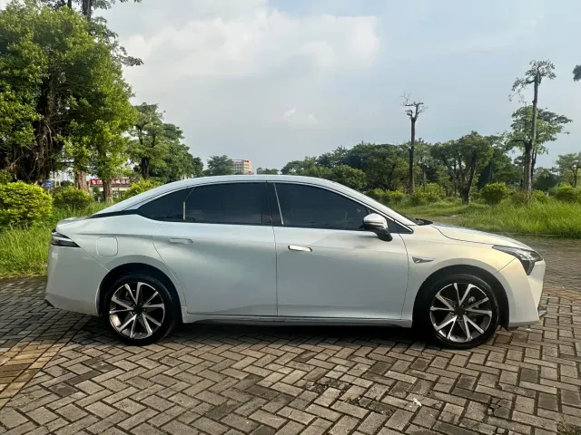GAC Aion S Plus — Фото автомобиля 8