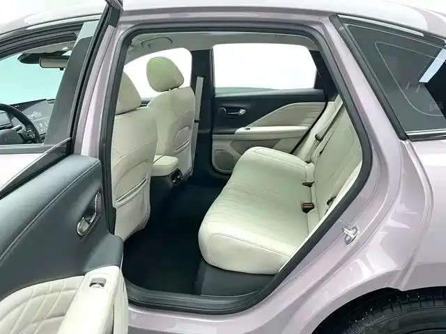 GAC Aion RT — Фото автомобиля 13