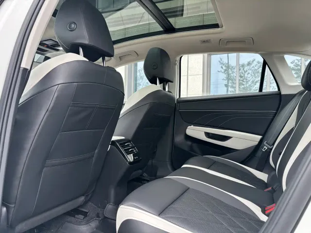 Volkswagen Sagitar — Фото автомобиля 9
