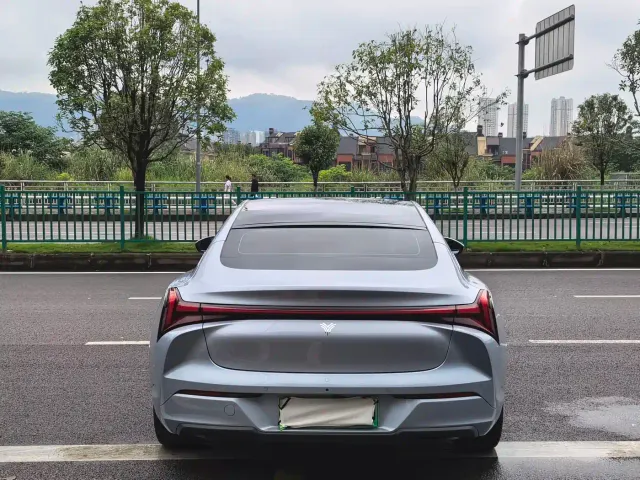 Nezha Auto Nezha S 2022 Model Pure Electric 715km RWD Grand Edition — Фото автомобиля 6