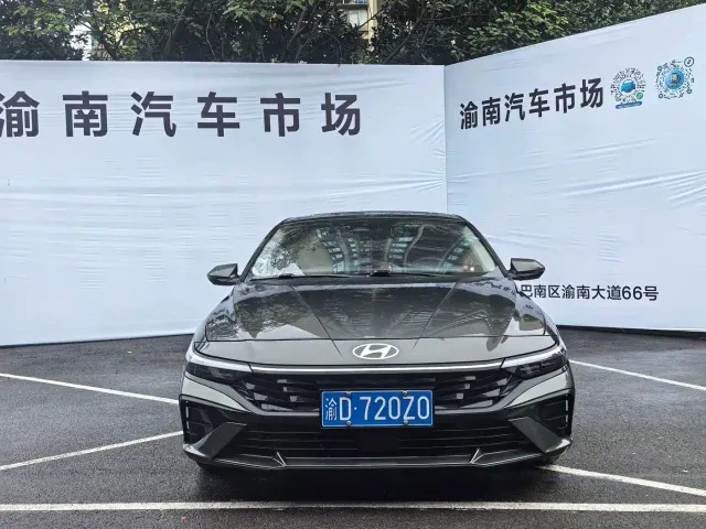 Hyundai Elantra — Фото автомобиля 2