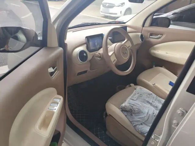 Wuling Hongguang Mini EV — Фото автомобиля 17