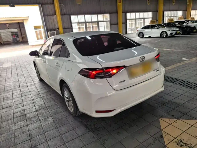 Toyota Corolla — Фото автомобиля 4