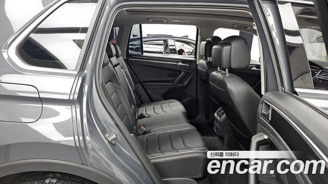 Volkswagen Tiguan Tiguan 2 поколение 2.0 TDI Prestige — Фото автомобиля 9