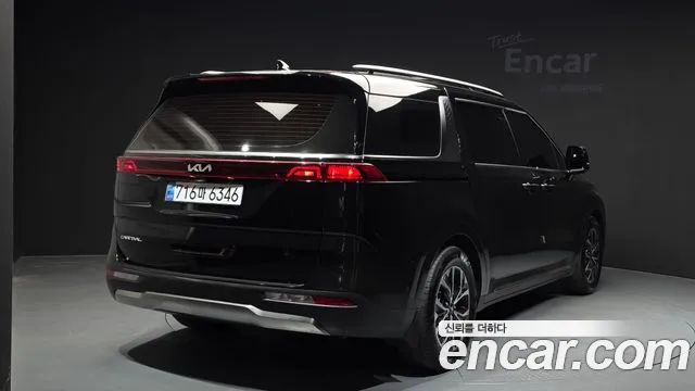 Kia Canival Carnival 4 поколение Бензин 11 мест Signature — Фото автомобиля 2