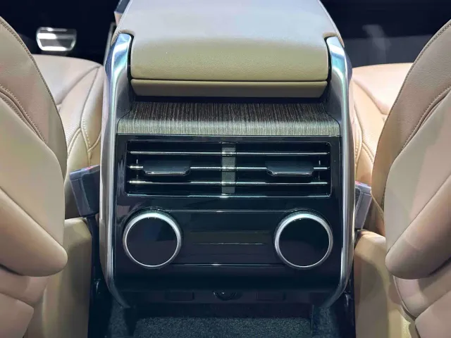 Land Rover Range Rover — Фото автомобиля 15